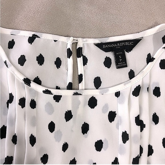 Banana Republic Dotted Blouse - Picture 8 of 9